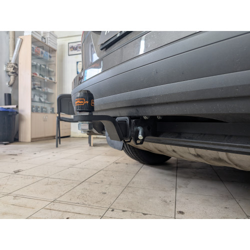 Фаркоп PT Group на Volkswagen Touareg 2010-2018 Арт. PCA-02-991122.00