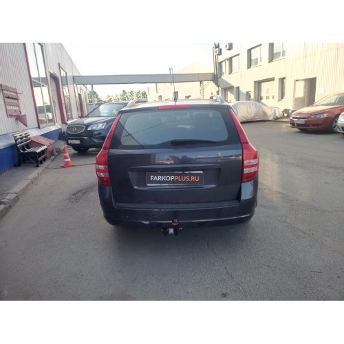 Фаркоп Лидер Плюс на KIA Ceed 2007–2012  Арт. K106-A (универсал)