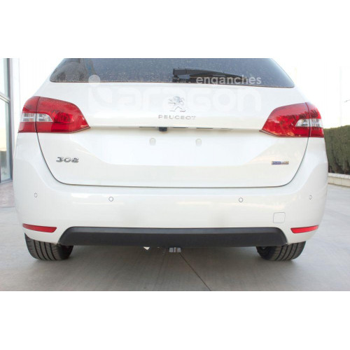 Фаркоп ARAGON на PEUGEOT 308 2013–  Арт. E1220BV (универсал)